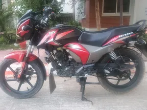টিভিএস স্ট্রাইকার ১২৫ ২০২৪ রেড