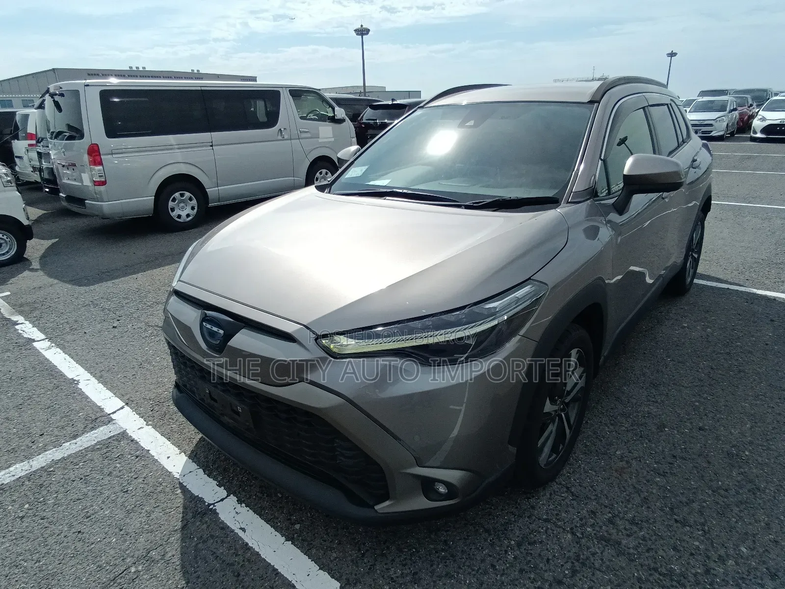 Toyota Corolla Cross 1.8 Hybrid AWD 2021 Beige