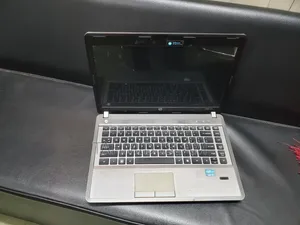 Laptop HP 14-ep0063 4GB Intel Core i3 HDD 500GB