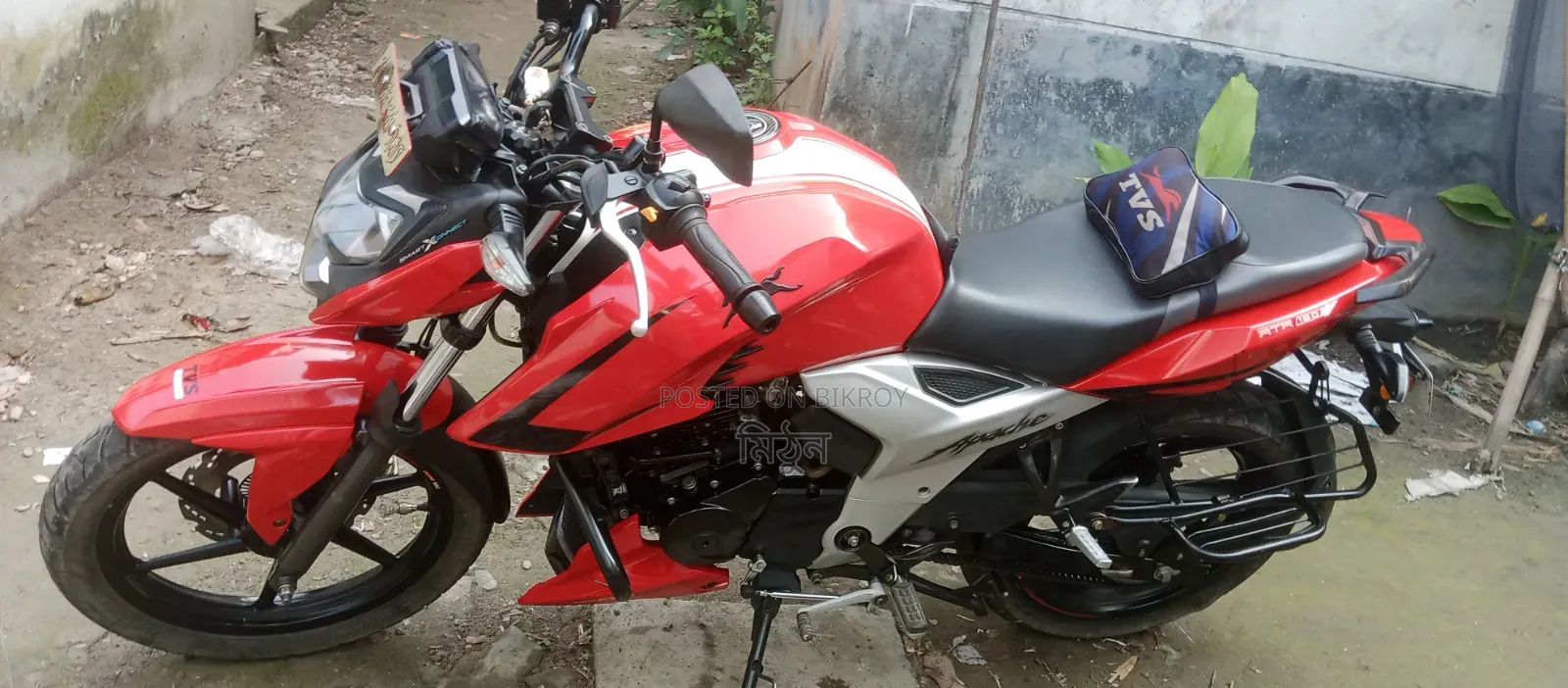 টিভিএস অ্যাপাচি আরটিআর ১৬০ ৪ভি ২০২৪ লাল