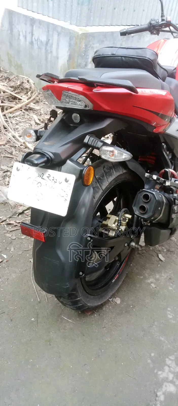 টিভিএস অ্যাপাচি আরটিআর ১৬০ ৪ভি ২০২৪ লাল