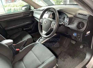 Toyota Corolla Fielder 2021 Silver