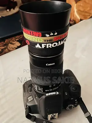ক্যানন ৭০০ডি উইথ ৫৫-২৫০ এমএম লেন্স