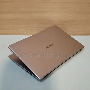 Laptop Huawei 4GB Intel SSD 500GB
