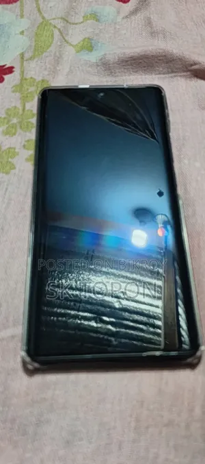 ইনফিনিক্স হট ৫০ প্রো প্লাস ৪জি ২৫৬ জিবি ব্ল্যাক