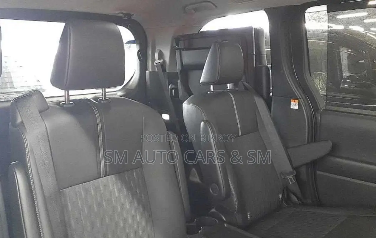 Toyota Noah 2022 Black