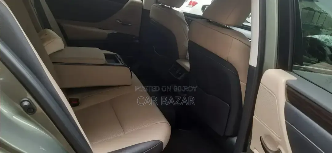 Lexus ES 300H Luxury FWD 2019 Green