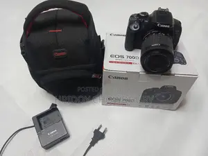 Canon 700D With STM 18-55 Lens