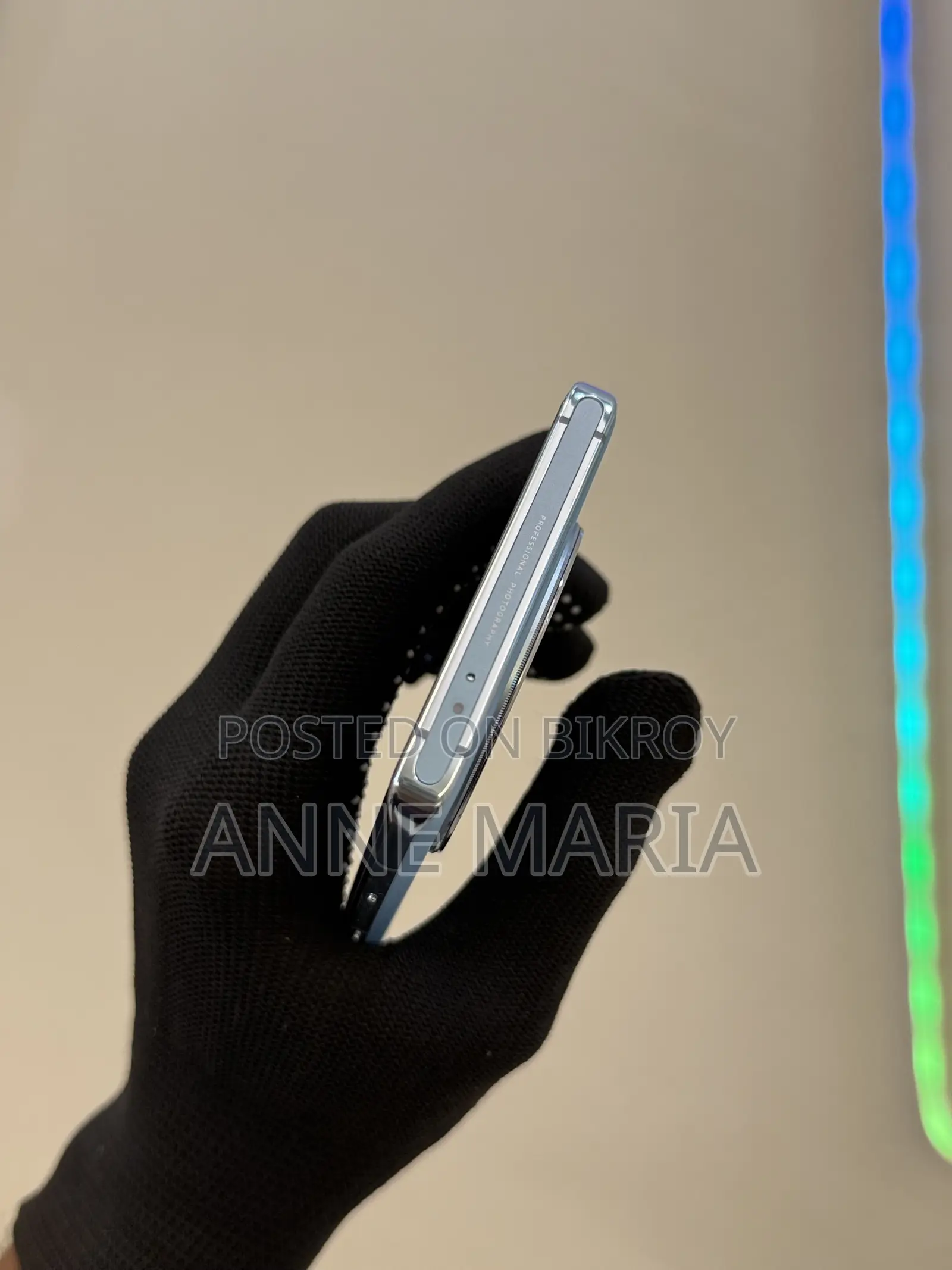 ভিভো এক্স১০০ ২৫৬ জিবি