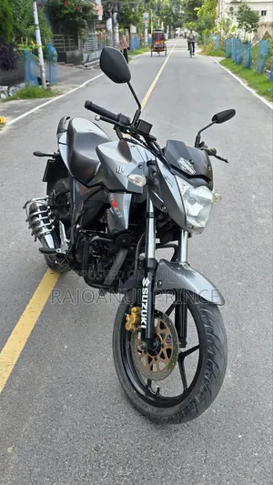 সুজুকি জিক্সার ২০১৯ গ্রে