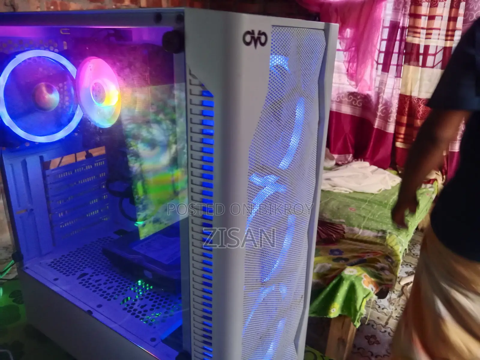 Desktop Computer 8GB Intel Core i3 HDD+SSD 500GB