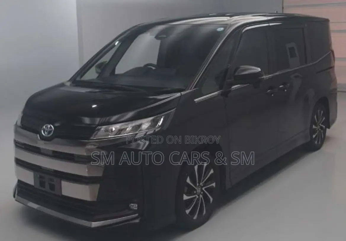Toyota Noah 2022 Black