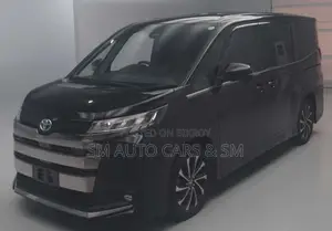 Toyota Noah 2022 Black
