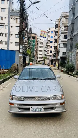 Toyota Corolla 1.6 Saloon 1992 Silver