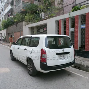 Toyota Probox 2004 White