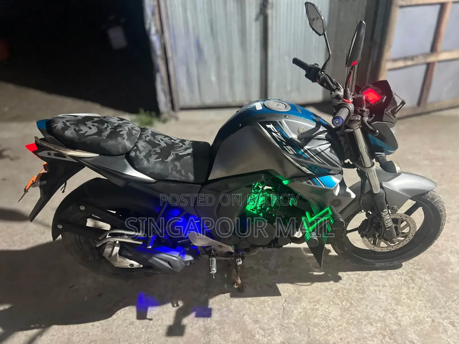 Yamaha FZS V2 2018 Gray