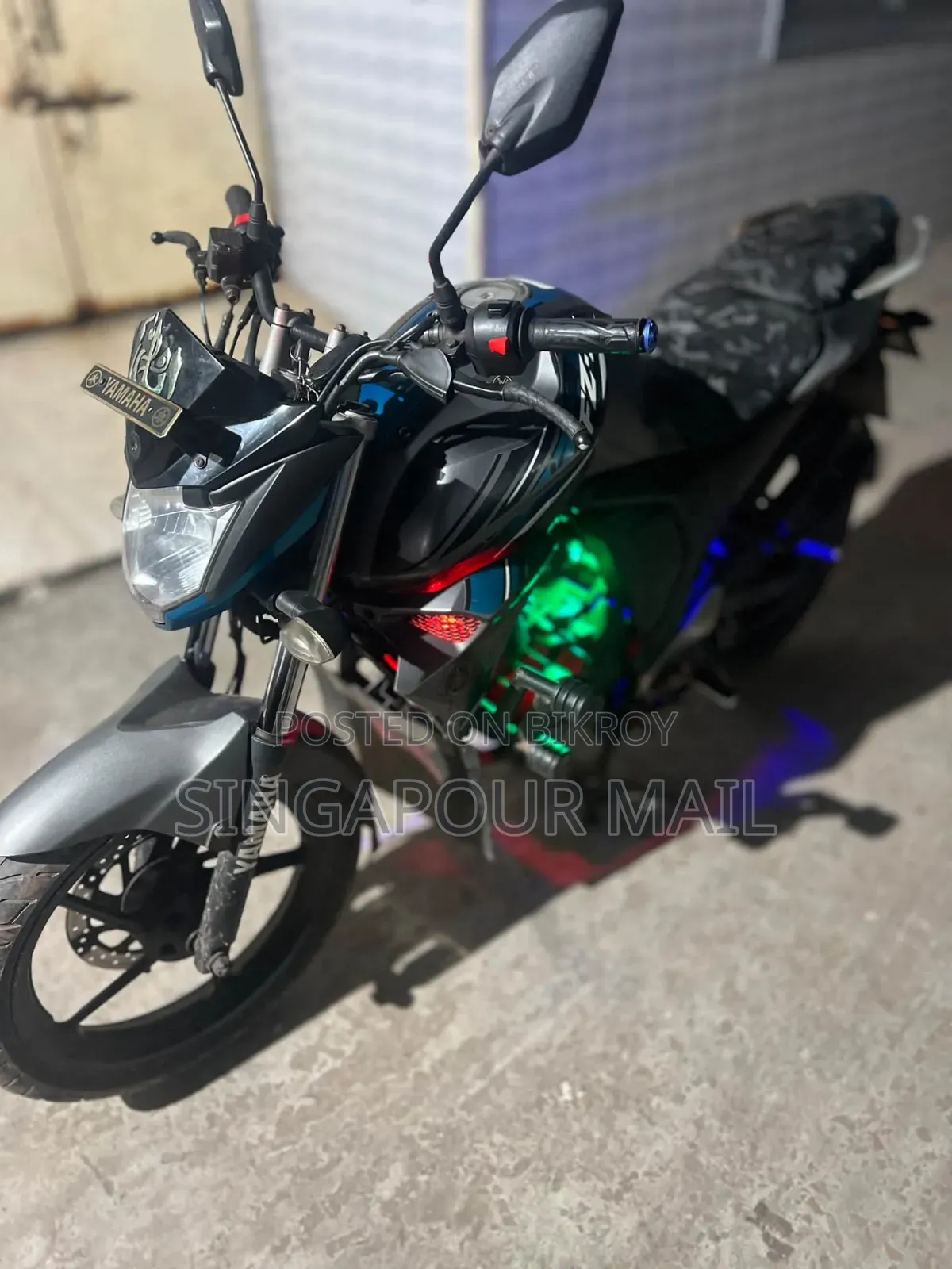 Yamaha FZS V2 2018 Gray