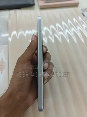 ইনফিনিক্স হট ৬০ প্রো ১২৮ জিবি রূপালী