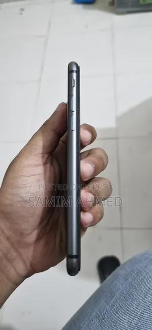 Apple iPhone 8 64 GB Gray