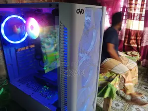 Desktop Computer 8GB Intel Core i3 HDD+SSD 500GB