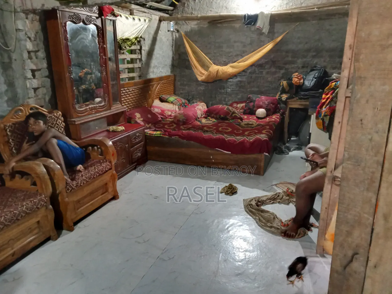 রূপসায় বাড়িসহ ২ বেডরুমের জায়গা বিক্রি হবে