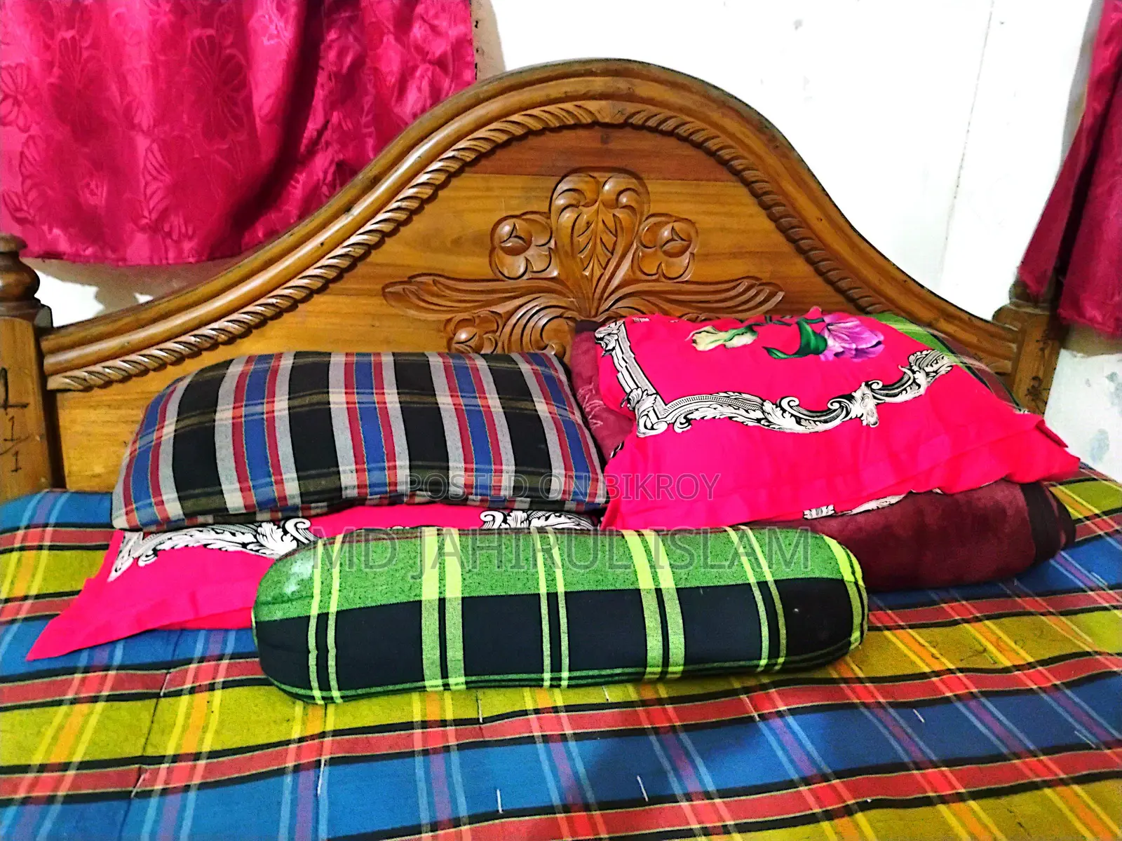 মেহগনি কাঠের খাট