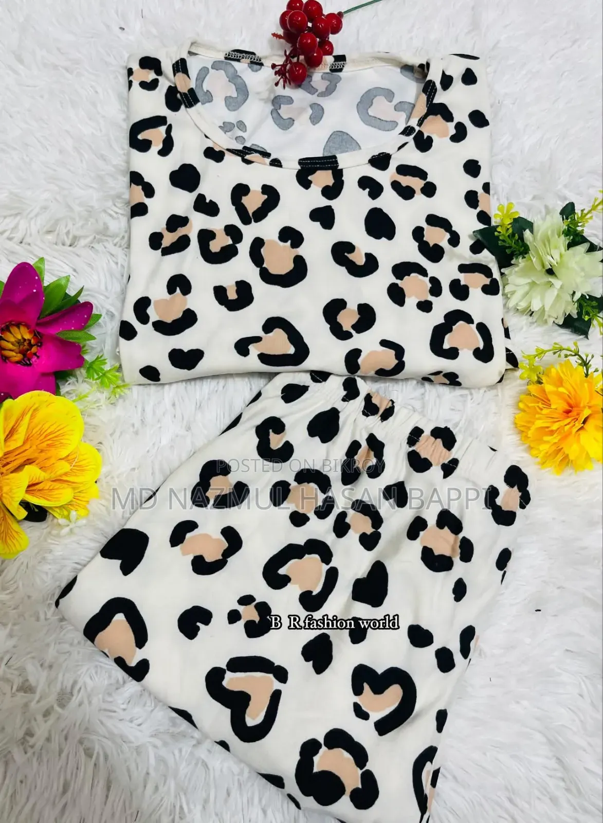 Ladies Tops