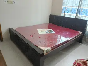 Used Double Bed With Mattress – Banasree