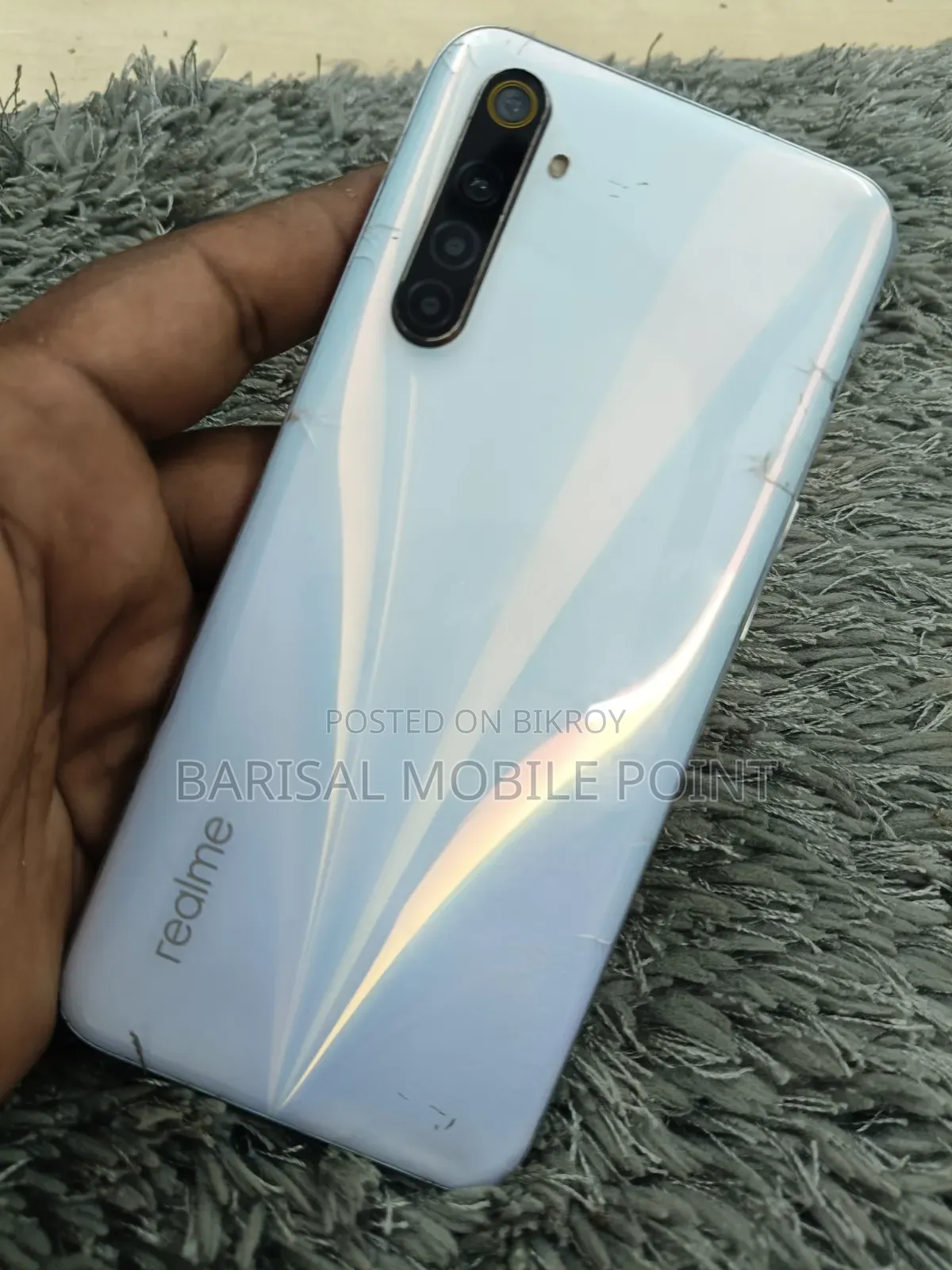 Realme 128 GB White