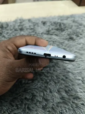 Realme 128 GB White