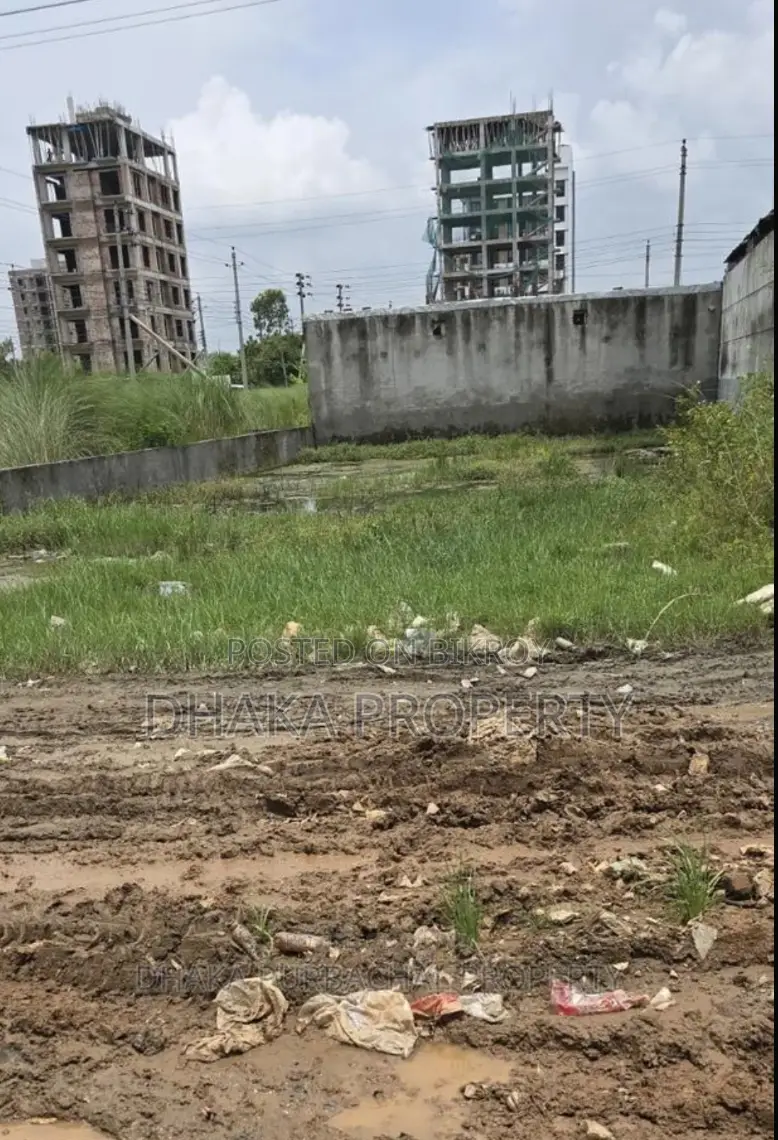 সেক্টর-১৬/এফ এ ৬০ ফুট রোড সংলগ্ন ৫ কাঠা পার্ক ইস্ট জমি।