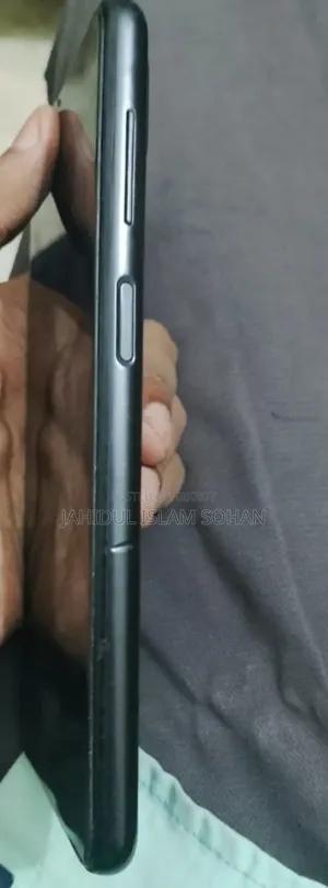 স্যামসাং গ্যালাক্সি এ১২ ৬৪ জিবি কালো