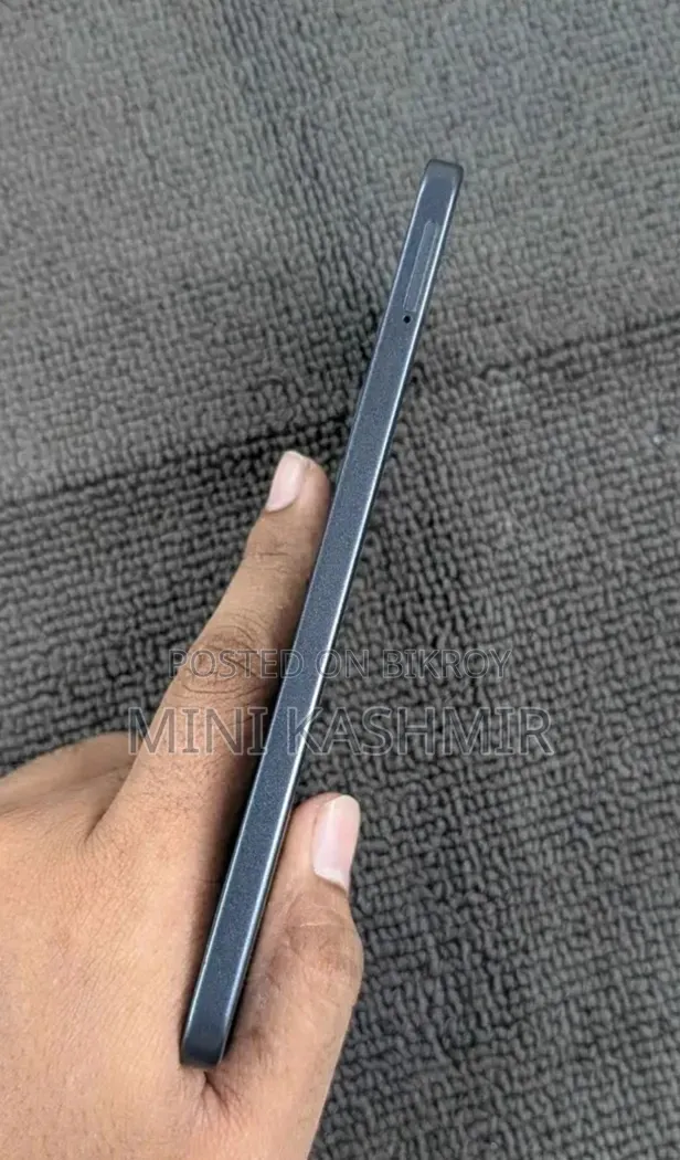 ইনফিনিক্স হট ৬০ প্রো ১২৮ জিবি ব্ল্যাক