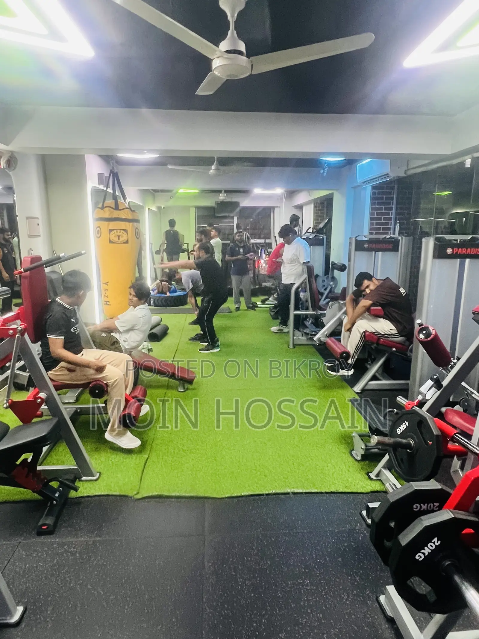 3500 square feet commercial space available for rent beside 40 feet road