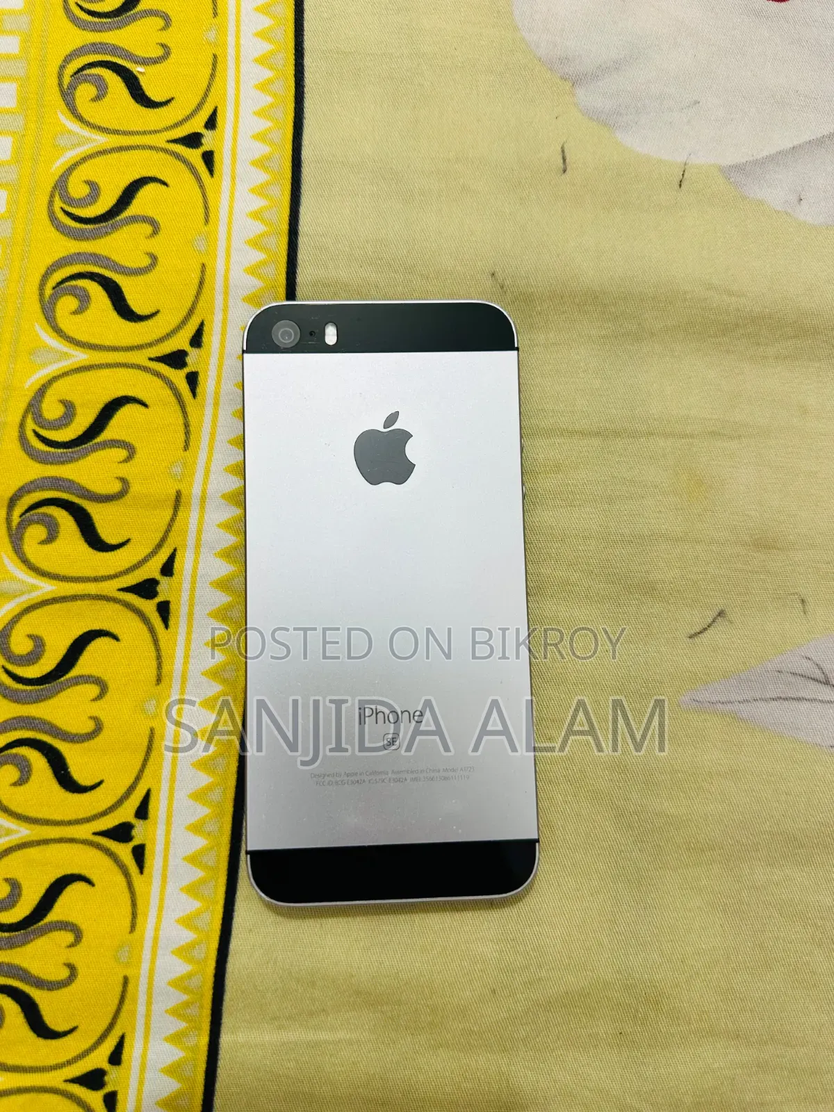 Apple iPhone SE 32 GB Gray