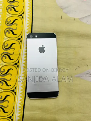 Apple iPhone SE 32 GB Gray