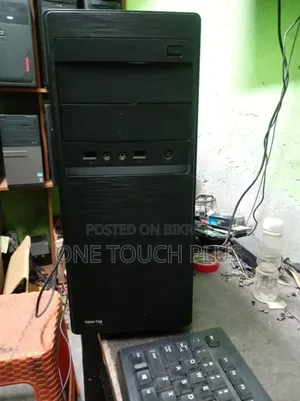 Desktop Computer 4GB Intel Core i3 HDD 500GB