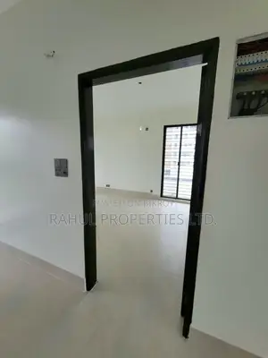 বাসুন্ধরায় ৩ বেডরুমের অ্যাপার্টমেন্ট বিক্রয়