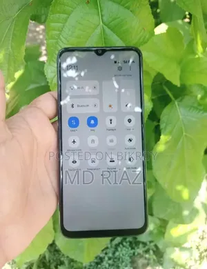Oppo A18 64 GB Blue