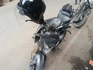Honda Hornet 2.0 2024 Black