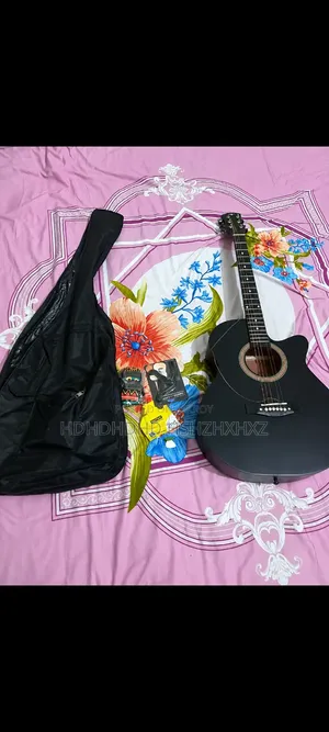 Acoustic Guitar – Urgent Sale