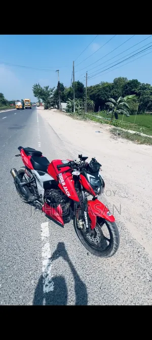 TVS Apache 160 4V 2022 Red