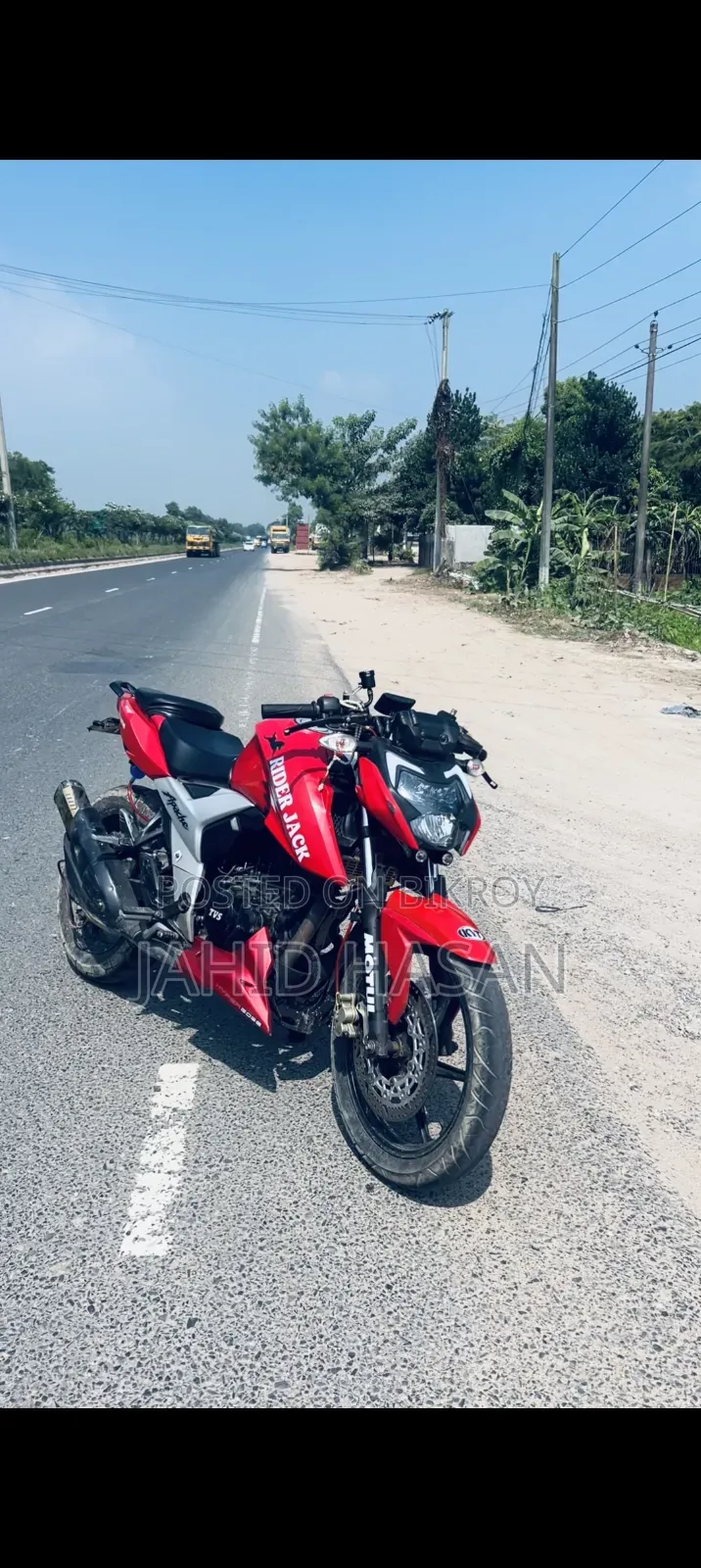 TVS Apache 160 4V 2022 Red