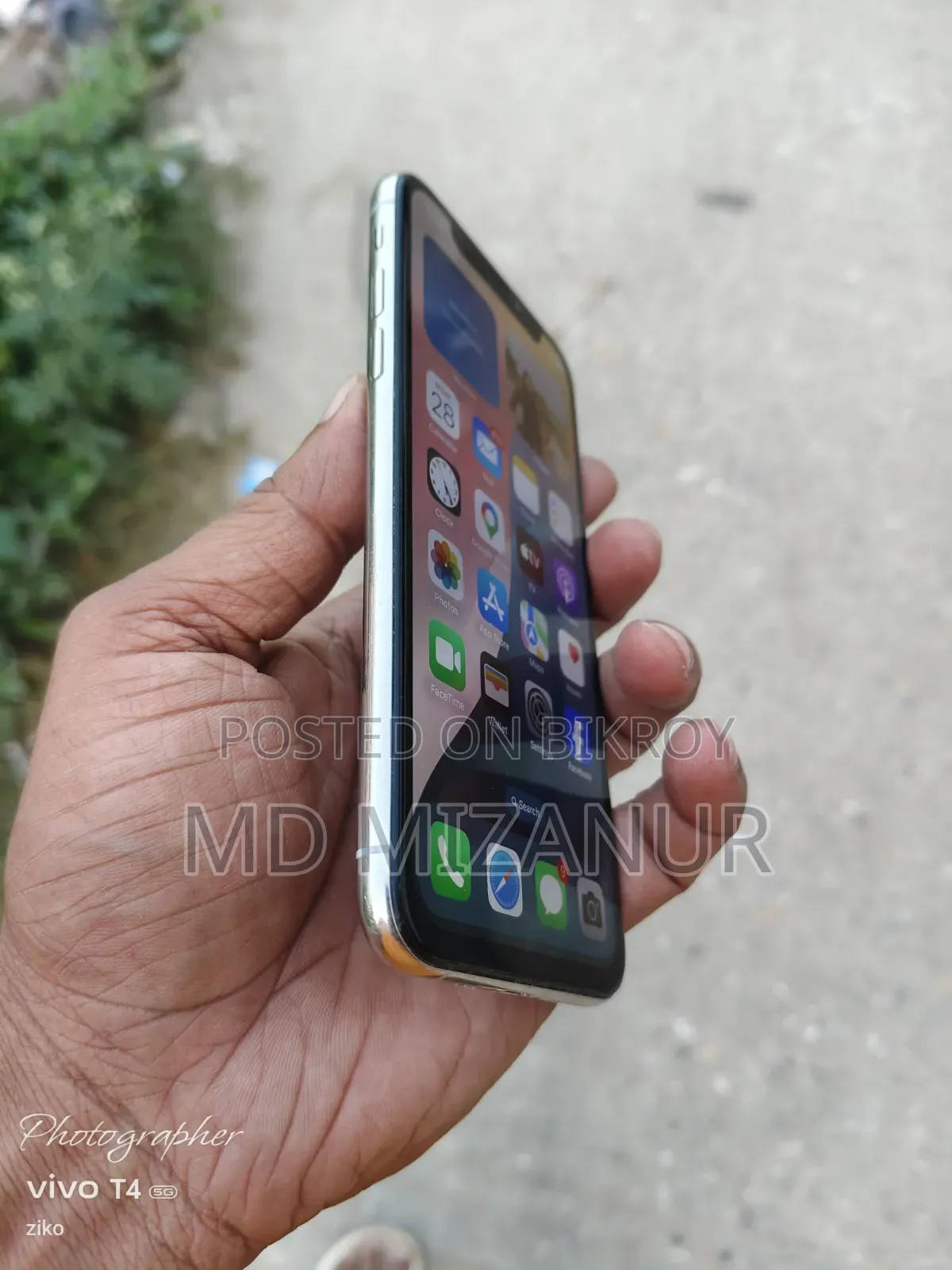 অ্যাপল আইফোন XS ২৫৬ জিবি হোয়াইট