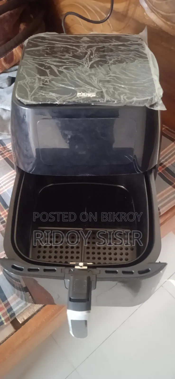 একদোম নতুন এয়ার ফ্যায়ার এক বারো ব্যবোহার করা হয় নাই