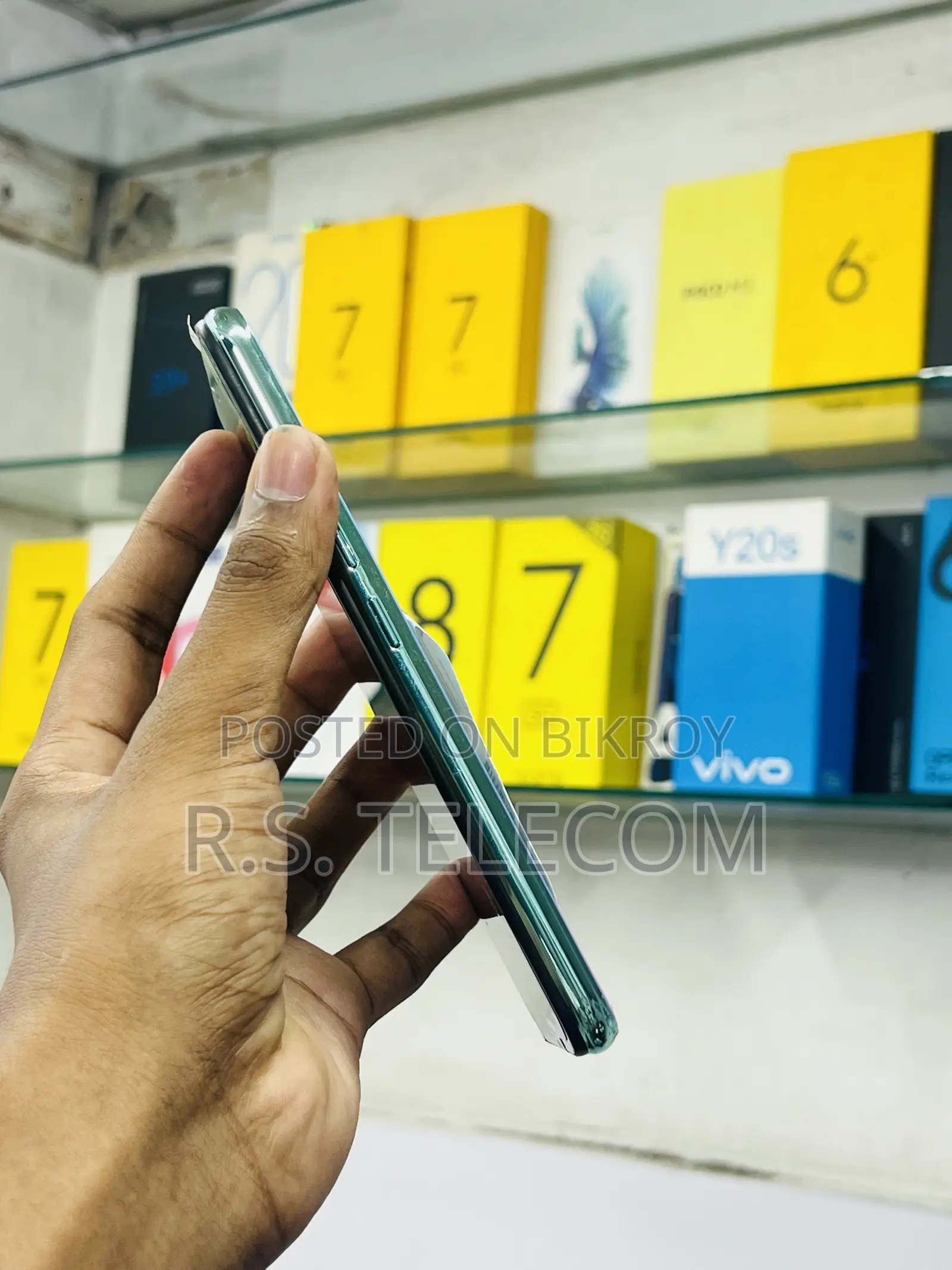 New Vivo Y17 256 GB