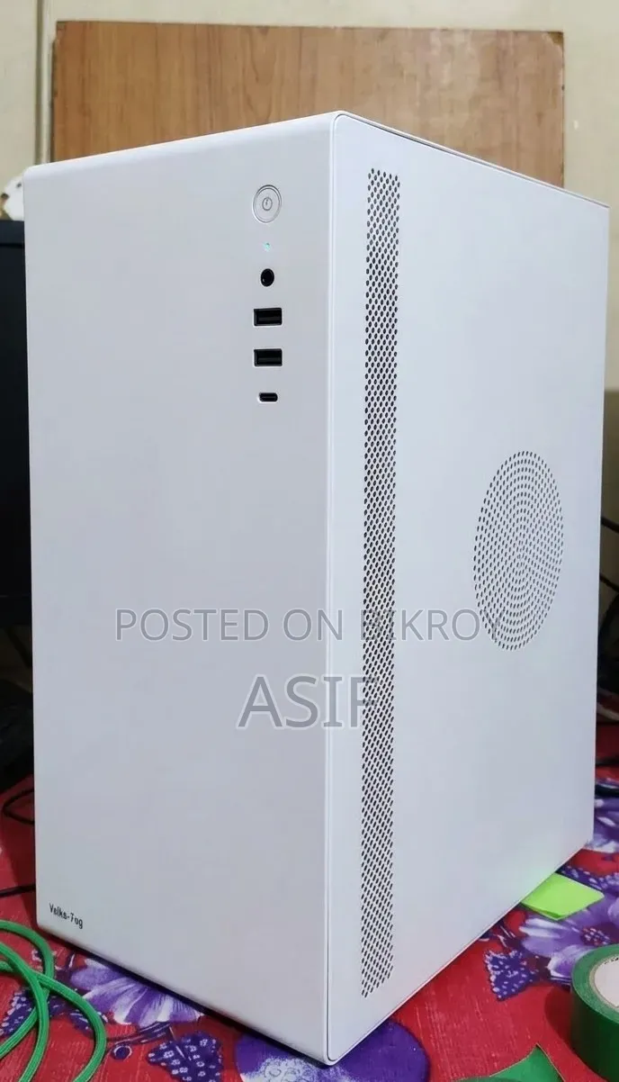 Desktop Computer 16GB Intel Core i5 SSD 256GB