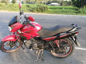 Hero Glamour 2019 Red