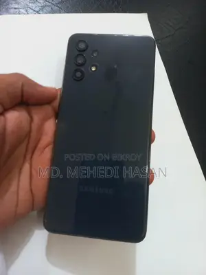 স্যামসাং গ্যালাক্সি এ৩২ ১২৮ জিবি কালো