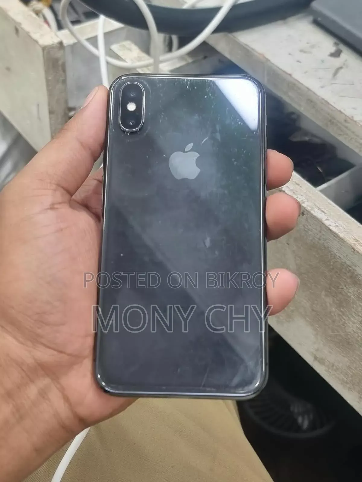 অ্যাপল আইফোন এক্স ২৫৬ জিবি ব্ল্যাক